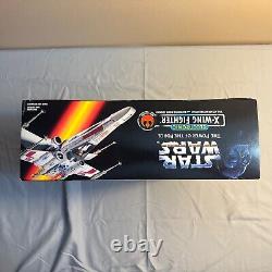 Star Wars Power of the Force Electronic X-Wing Fighter 2001