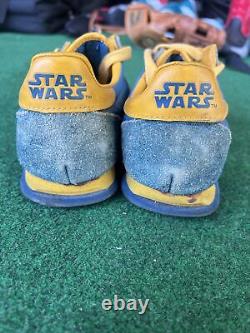 Vintage Star Wars X-Wing Fighter Clarks shoes CIRCA 1977 Size 6