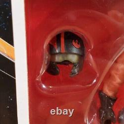 Chasseur X-Wing BOOSTÉ de Poe avec figurine de Poe Dameron, exclusivité Toys R Us
