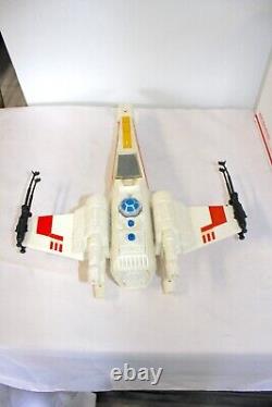 Chasseur d'étoiles X-Wing de Kenner Star Wars Vintage 1978 Ailes fonctionnelles! Pas de lumières ni de sons