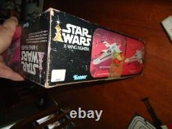 Star Wars Vintage X-Wing Fighter avec la boîte originale et l'insert complet