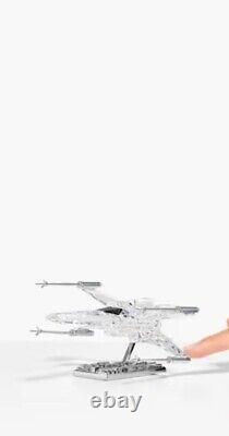Swarovski X-WING STARFIGHTER STAR WARS<br/>   

<br/> Translation: Swarovski X-WING STARFIGHTER STAR WARS